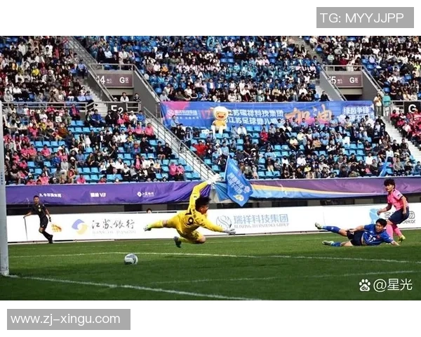 圣塔菲联迎战甘拿斯亚期待精彩对决与激烈竞争